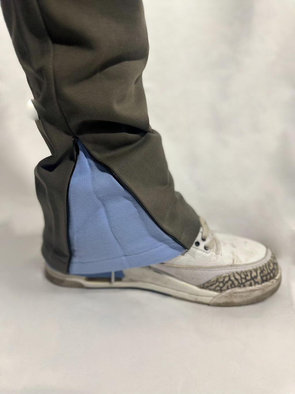 Only Members Apparel Frost Sweats